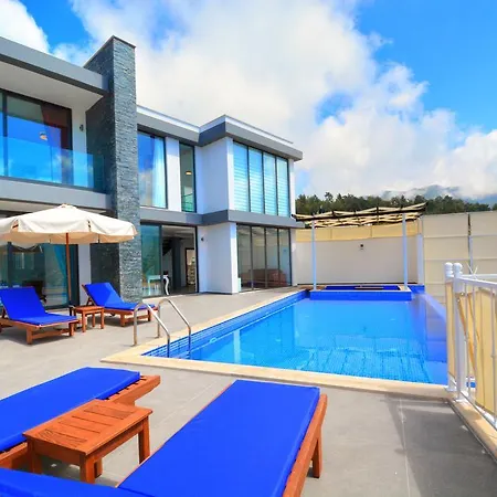 Ustali * Kalkan