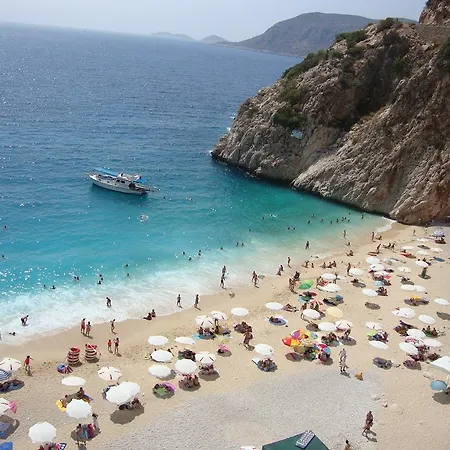 Ustali * Kalkan